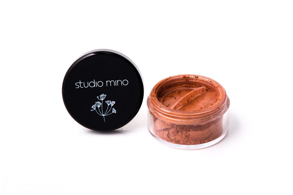 Bronzer blush
