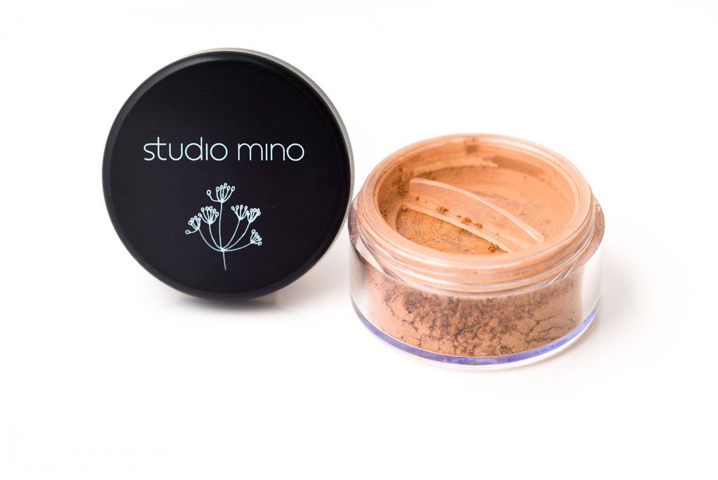 Mineral Bronzer Light